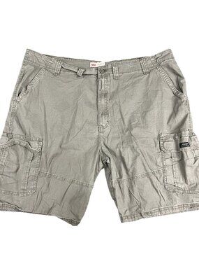 Wrangler Mens Relaxed Fit Green Cargo Shorts Size 48